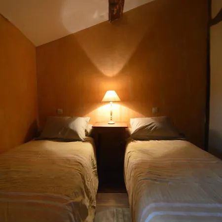 In Thurageau With Private Pool, Cleaning Included Lencloître