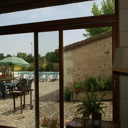 度假居 In Thurageau With Private Pool, Cleaning Included *