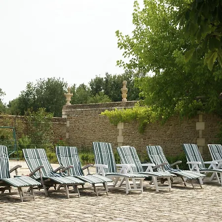 In Thurageau With Private Pool, Cleaning Included * Lencloître